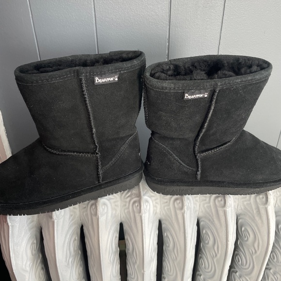 BearPaw Classic Black Boots youth size 4 - Picture 6 of 9